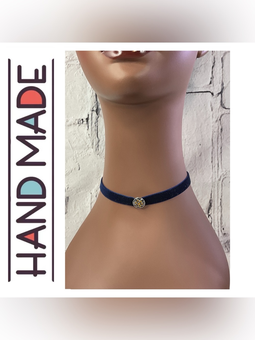 🌟🌟 Blue Velvet Choker Necklace with Crystal Accent